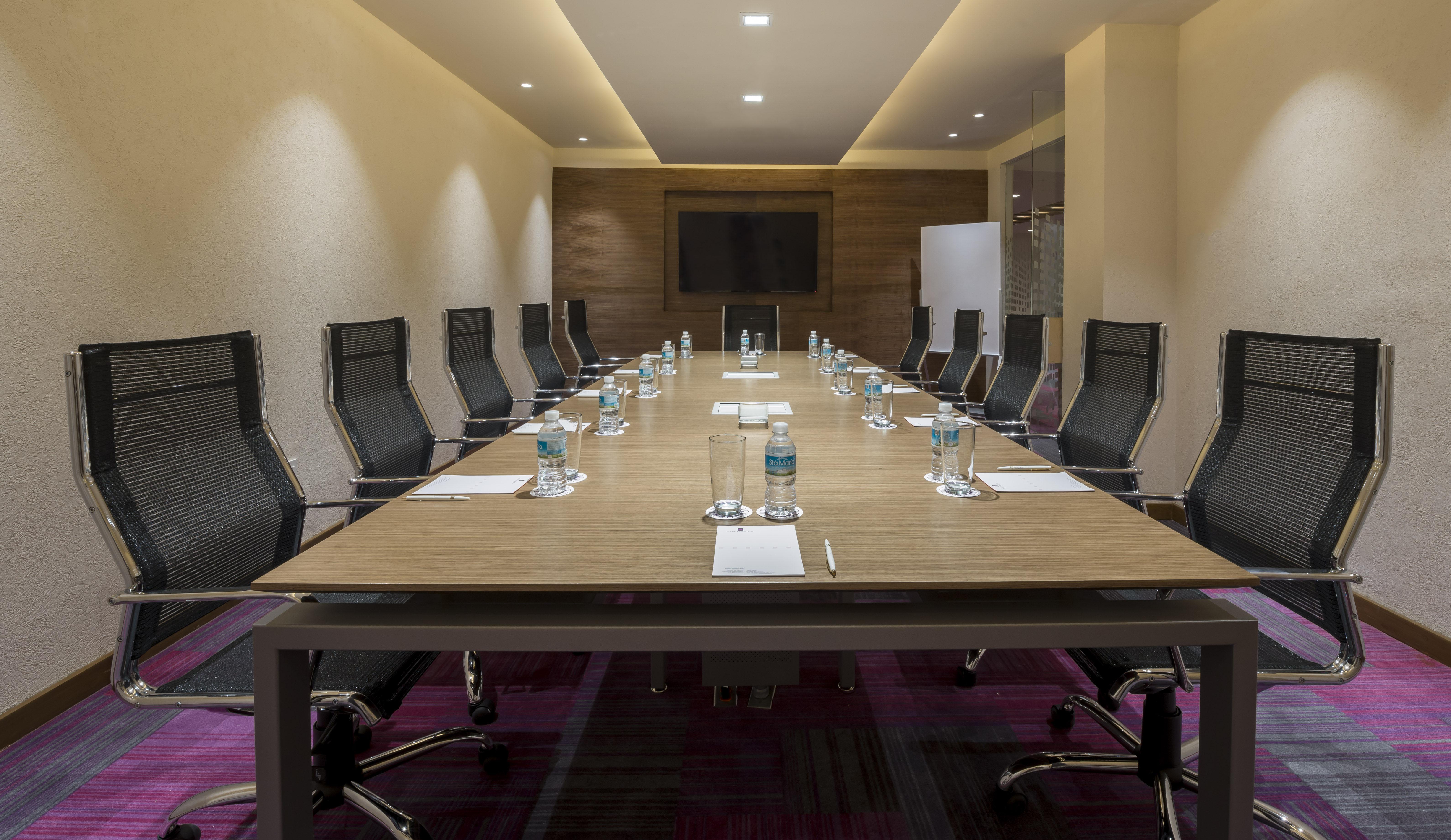 فندق كامينو ريال بيدريجال ميكسيكو مدينة مكسيكو المظهر الخارجي الصورة Boardroom at W Bengaluru