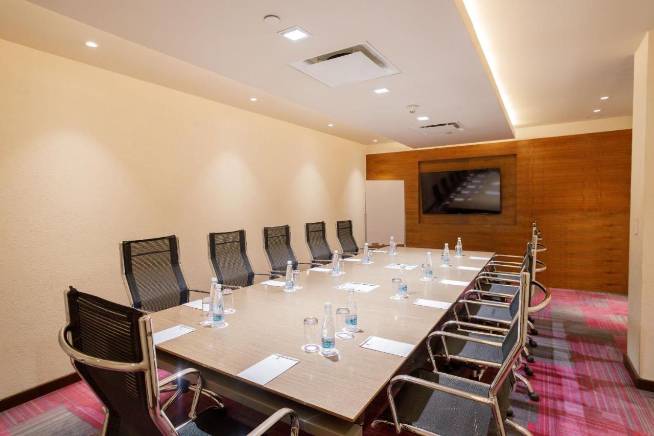 فندق كامينو ريال بيدريجال ميكسيكو مدينة مكسيكو المظهر الخارجي الصورة Meeting room