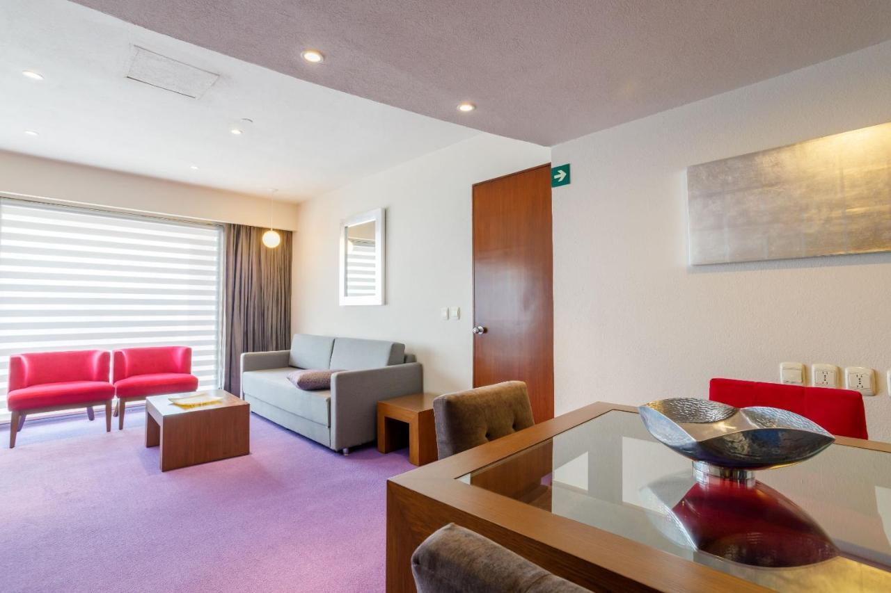 فندق كامينو ريال بيدريجال ميكسيكو مدينة مكسيكو المظهر الخارجي الصورة A suite at the hotel